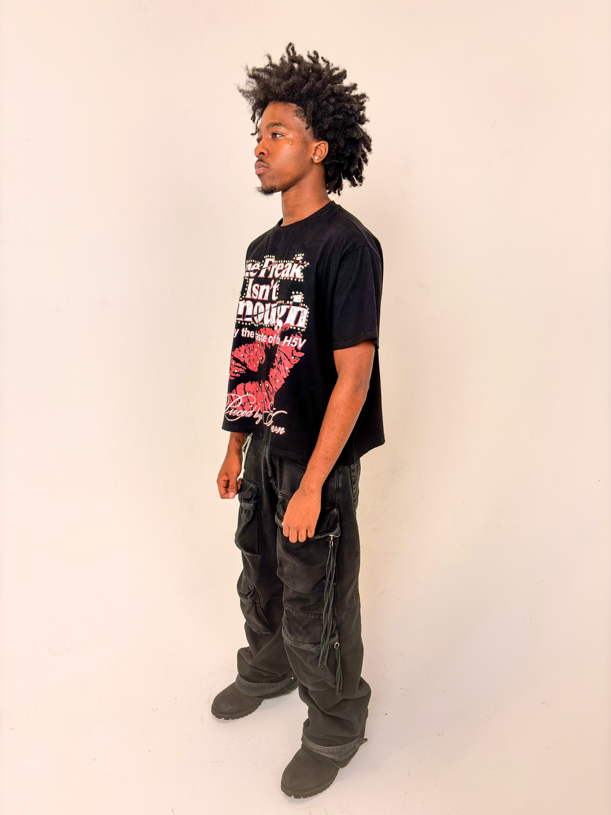 H5VN Black tee